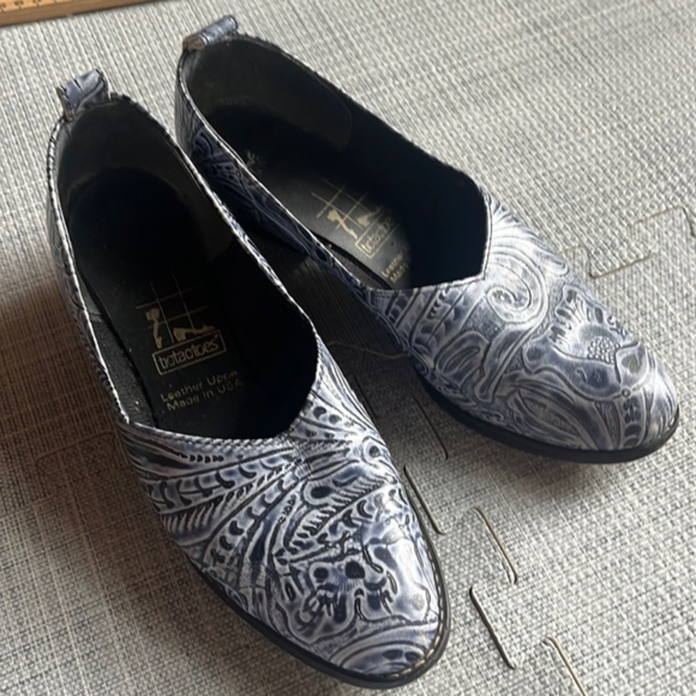 vintage Tic-tac-toe’s made in USA leather healed slip on